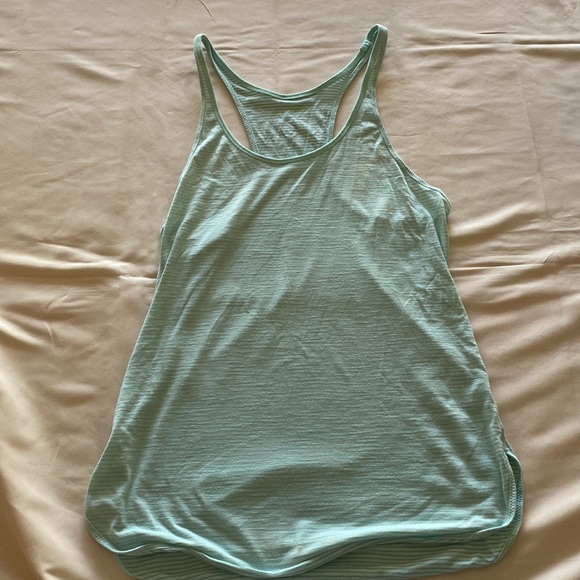 Lululemon reversible tank - Picture 1 of 3